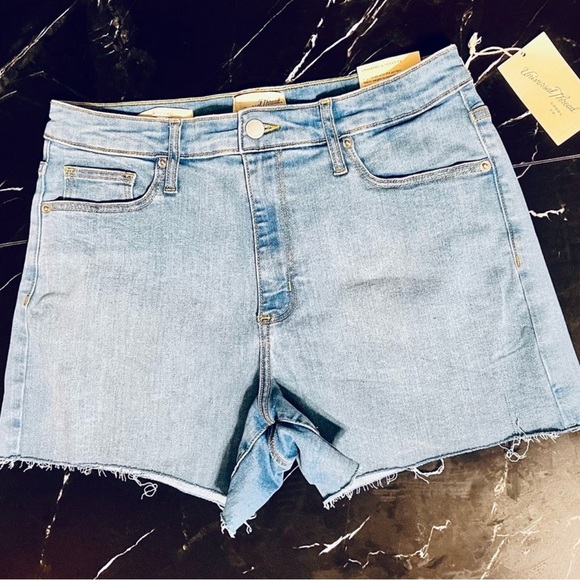 Universal Thread denim shorts - Picture 13 of 15